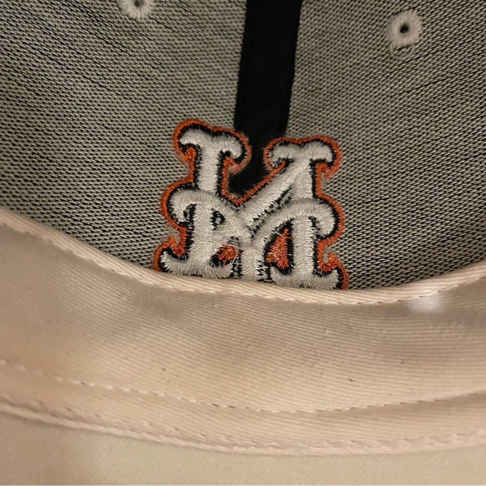 NY METS Baseball Cap.  NWOT - Picture 6 of 7